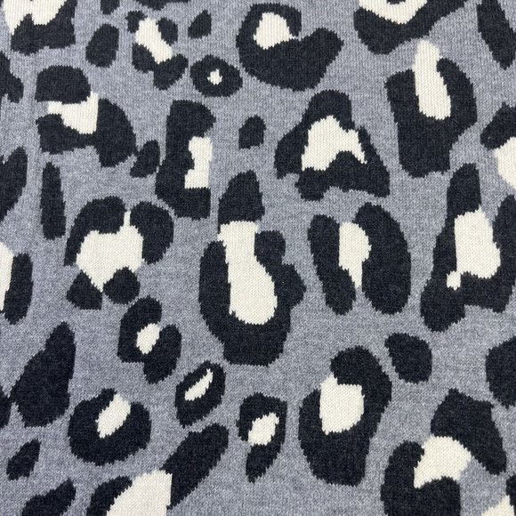 Stella & Dot Grey Leopard Print Sweater Women's Size Medium Wool Blend NEW - Picture 8 of 8